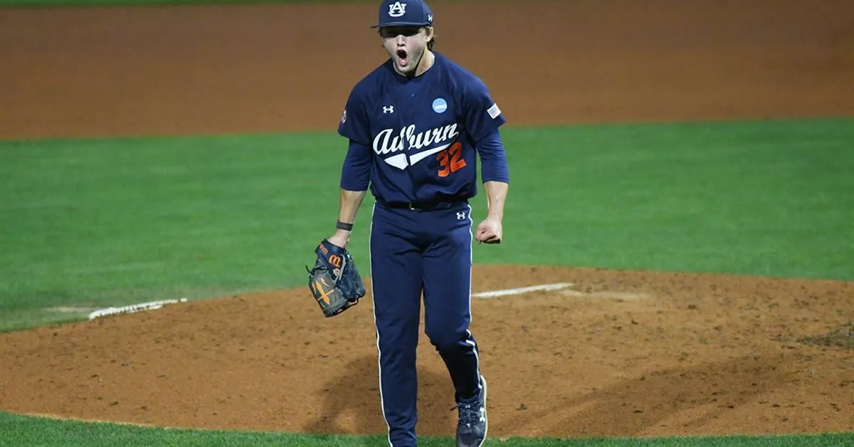 Kebangkitan Auburn Gagal, Coastal Carolina Menangkan Gim Pertama Super Regional