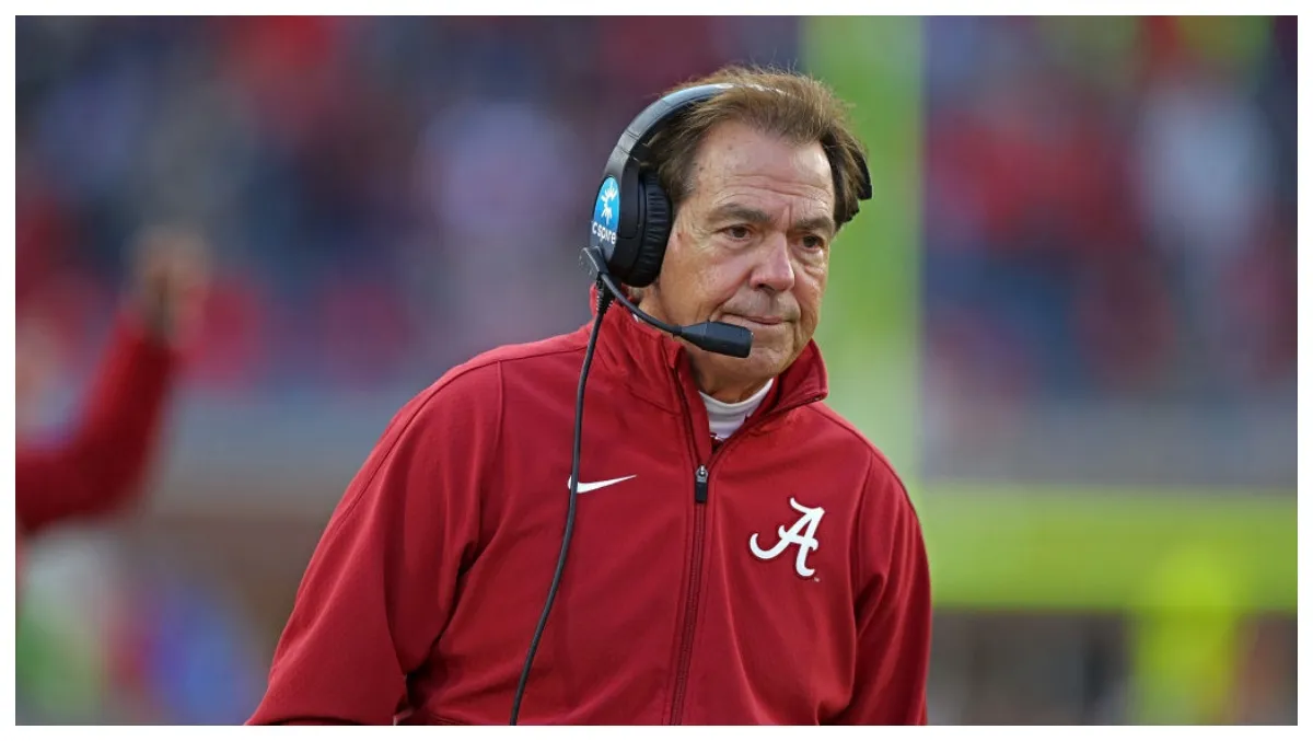 Rumor Kembalinya Nick Saban Melatih Sepak Bola Kampus Dipicu Komentar Mantan QB di SEC Media Days